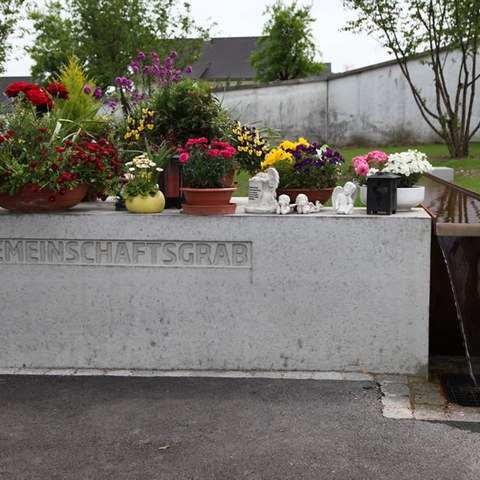 20.05.2012 Friedhofeinweihung. Vergrösserte Ansicht